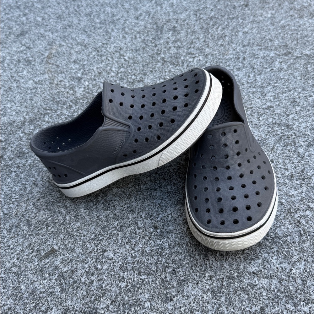 Native toddler grey c9